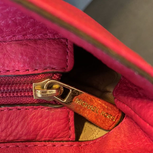 SOLD Michael Kors Leather Tote - Picture 7 of 10